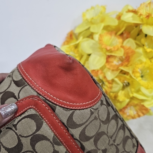 Coach crossbody red/tan - Picture 9 of 15